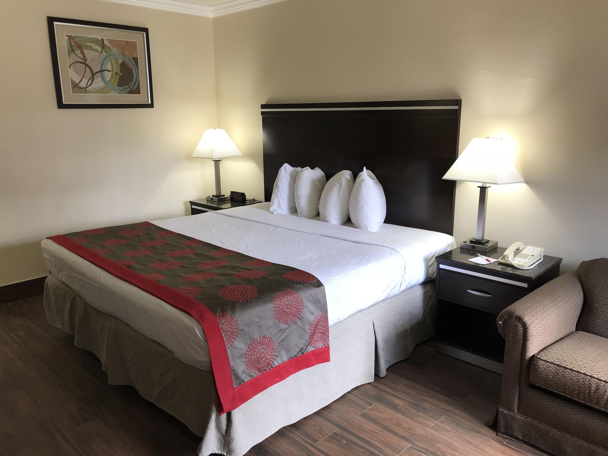 Ramada By Wyndham San Diego Poway Miramar Екстериор снимка