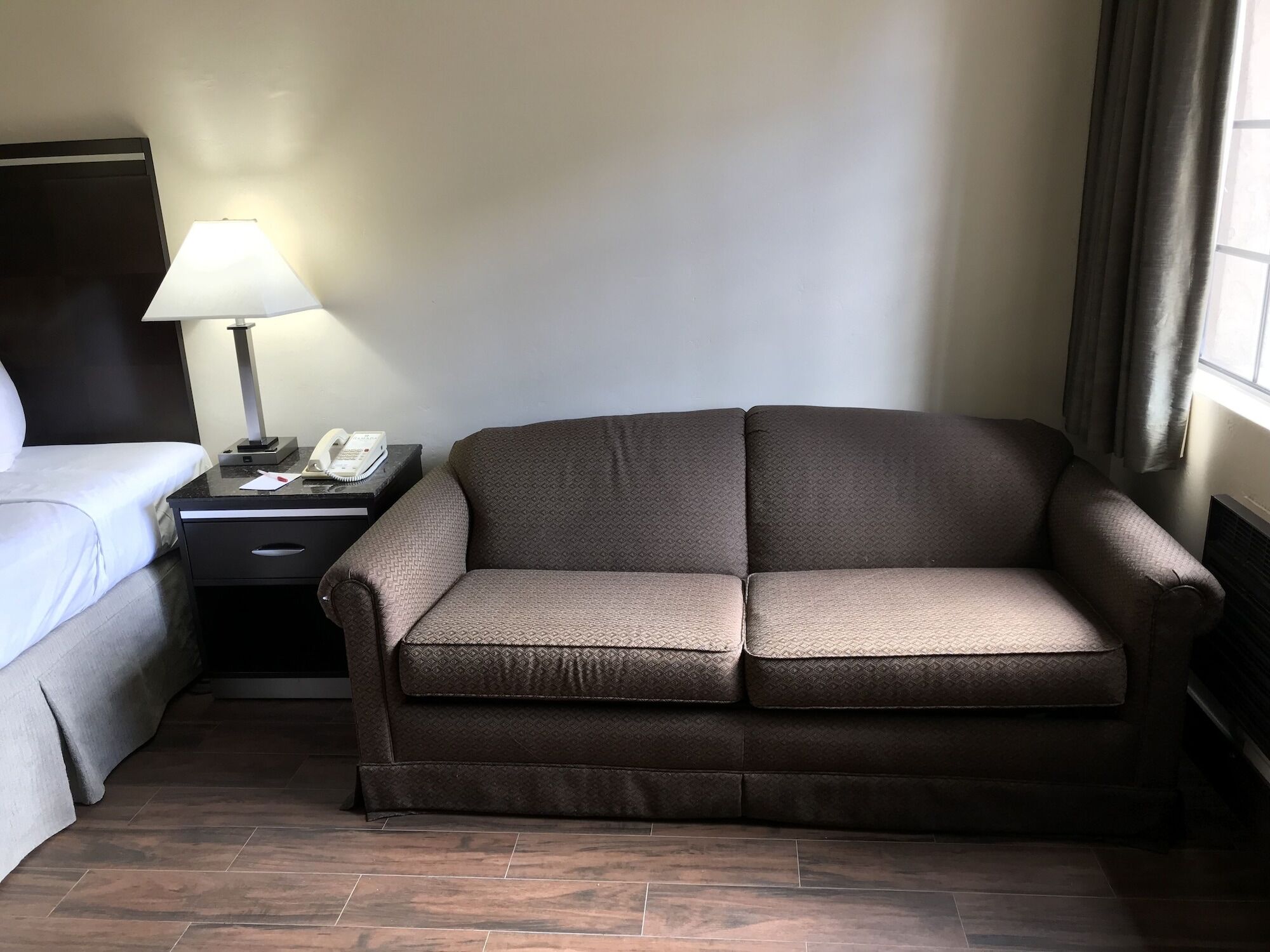 Ramada By Wyndham San Diego Poway Miramar Екстериор снимка